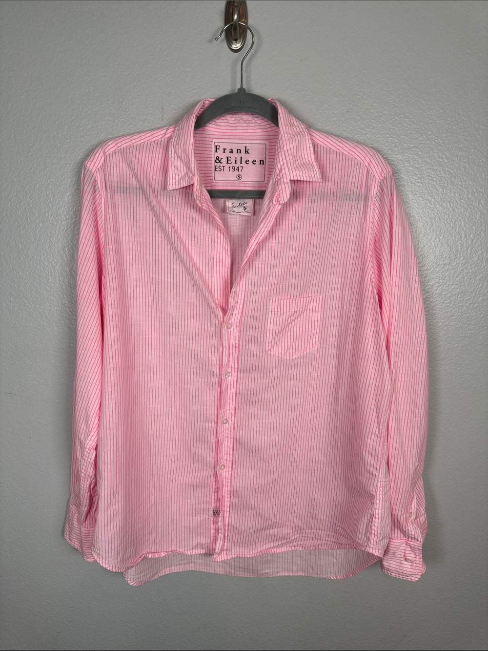 Frank & Eileen The Eileen Cotton Button Down White and Pink Striped Size Small